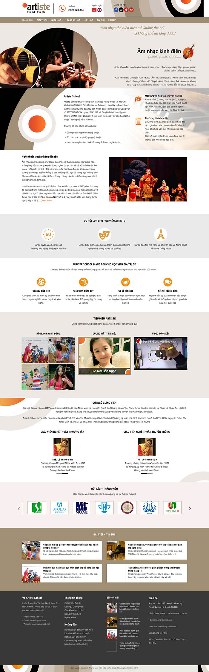 Ảnh chụp toàn trang giao diện website trung tâm văn hoá nghệ thuật D507